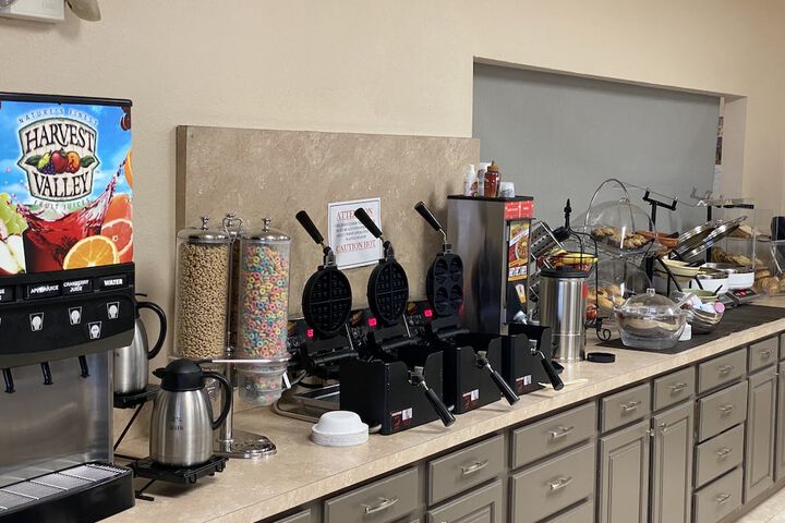 Northfield Inn Suites & Conference Center