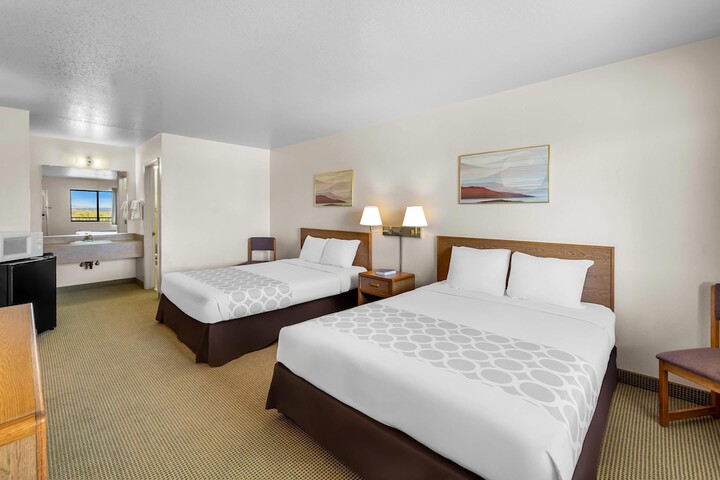 Rodeway Inn Copper Stay Benson AZ I-10 Exit 304