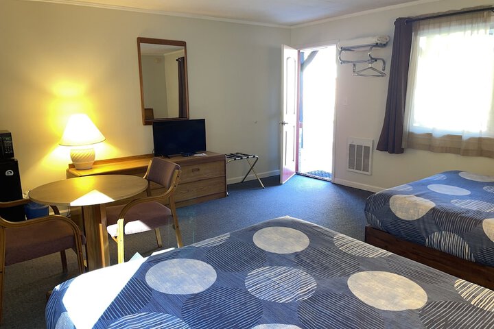 Room 9 of 39