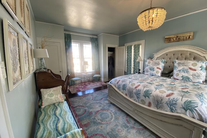 Room 9 of 53