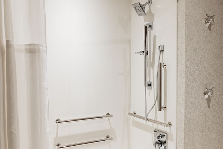 Room 74 of 144