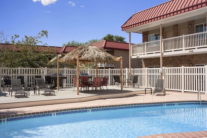 Pool 5 of 46