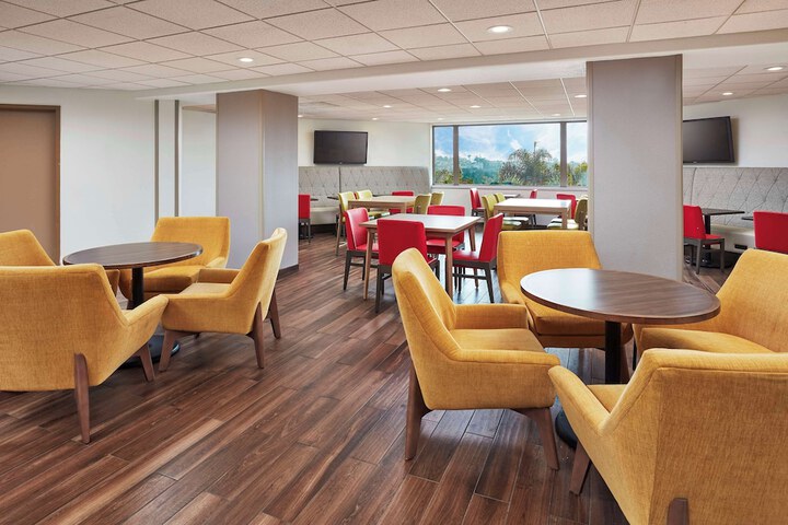 Hilton Garden Inn San Luis Obispo / Pismo Beach