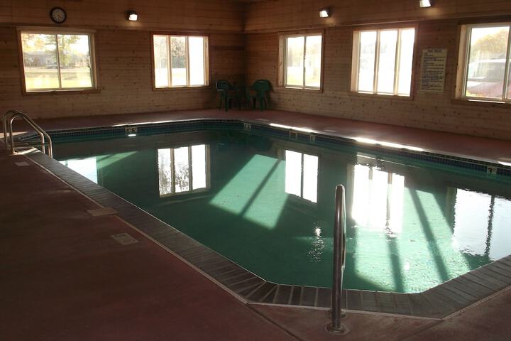 Pool 4 of 38