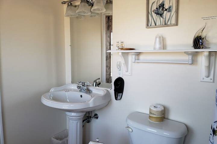 The Elmere House Bed & Breakfast