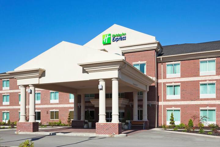 Holiday Inn Express & Suites Carrollton by IHG