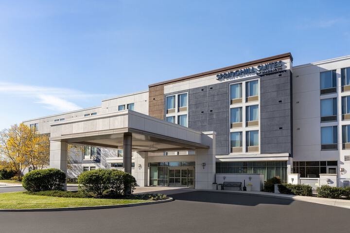 Hotel 3 of 50