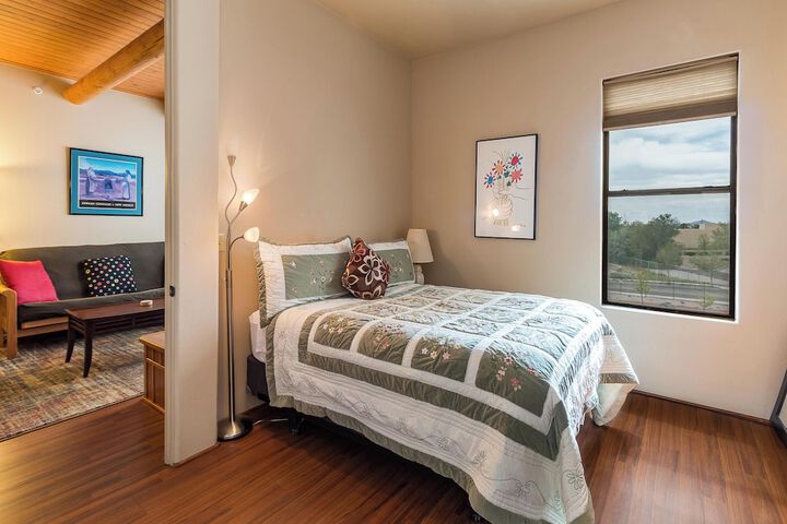 Room 12 of 19