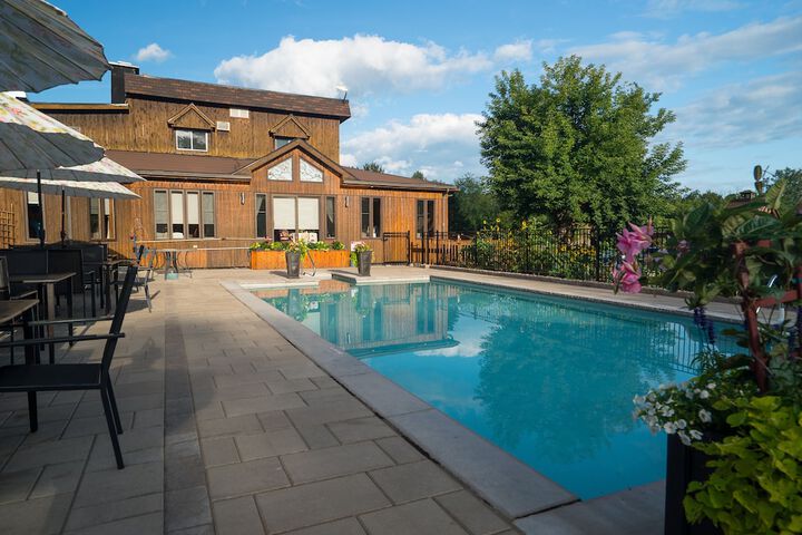 Pool 10 of 81