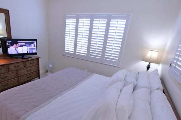 Room 10 of 15