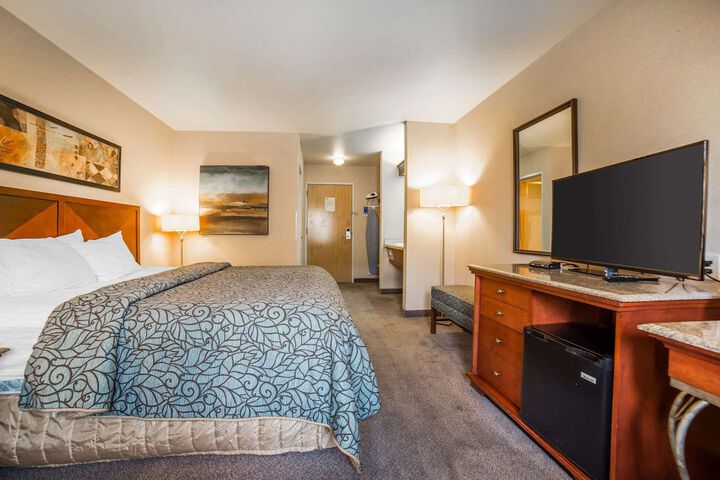 Room 22 of 30