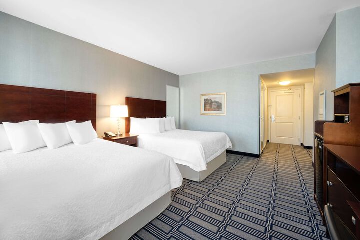 Hampton Inn & Suites Providence Downtown