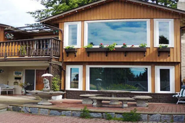 Mountain Bed & Breakfast