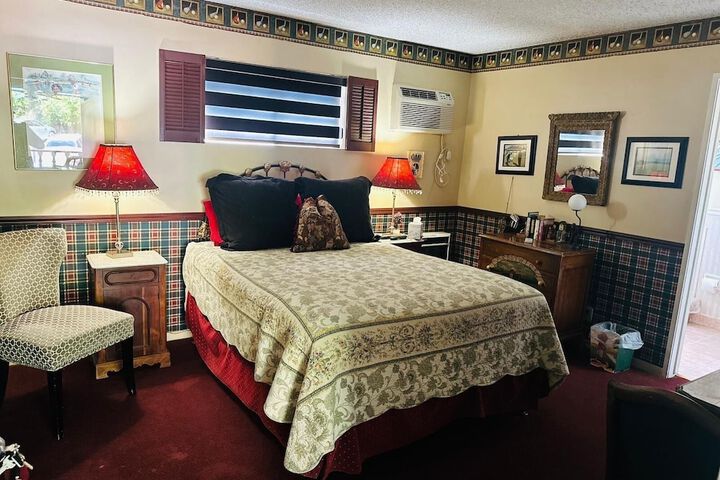Gunn House Hotel