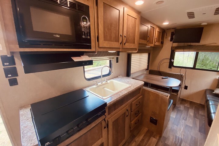 Raines Resort Cabins & RV