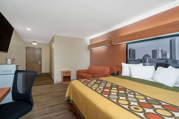 Room 15 of 17