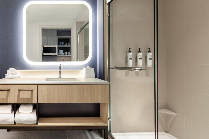 Homewood Suites by Hilton Surrey