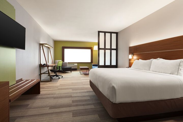 Holiday Inn Express & Suites Edinburg-McAllen Area by IHG