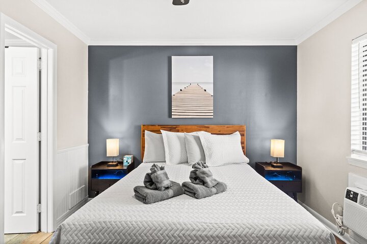 Room 40 of 164