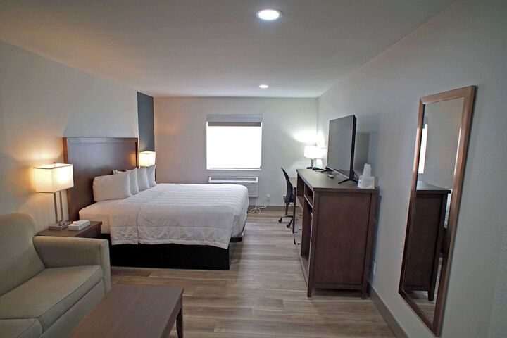 Room 51 of 77