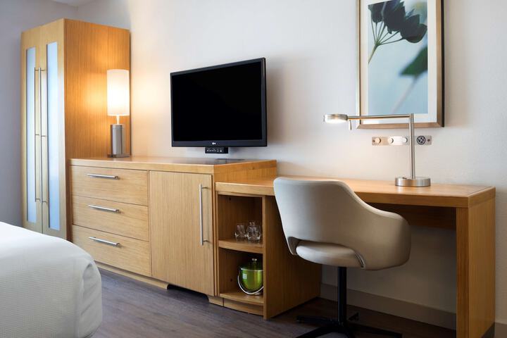 Room 20 of 40