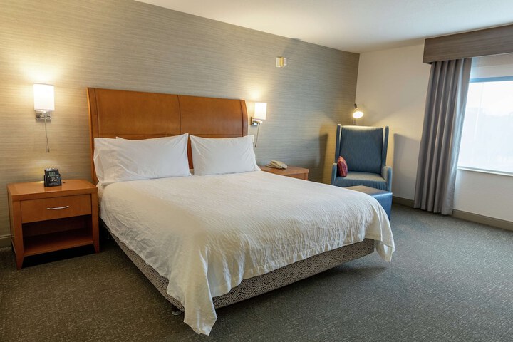 Room 51 of 92