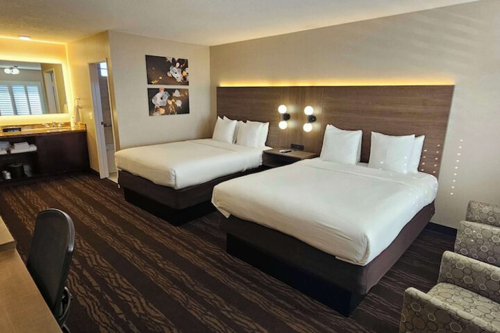 Room 42 of 54