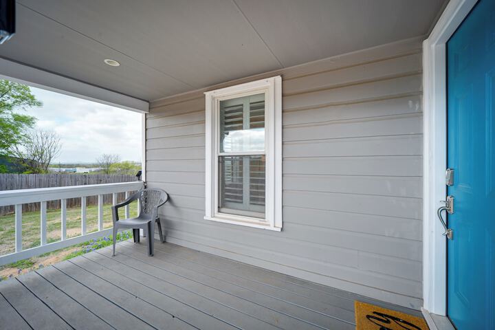 Pet-friendly Texas Retreat w / Deck & Gas Grill!