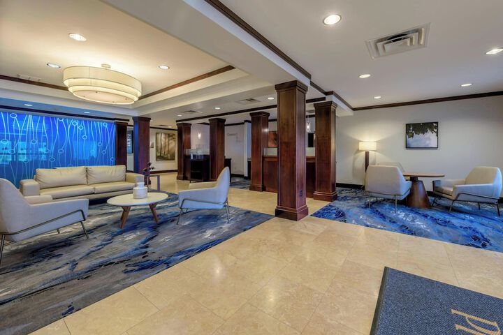 Hotel Interior 11 of 33