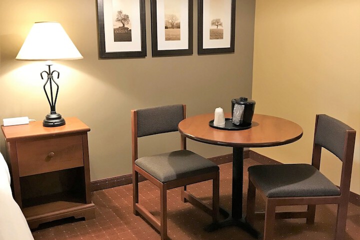 Room 43 of 126