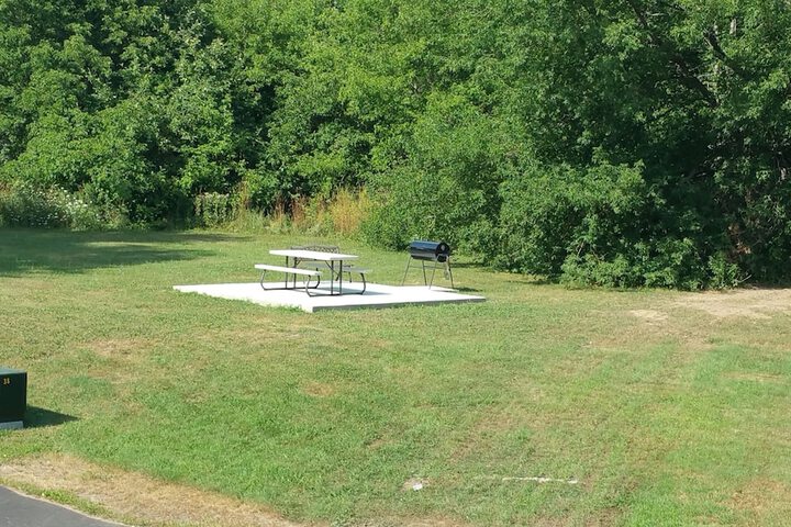 Property Grounds 29 of 34
