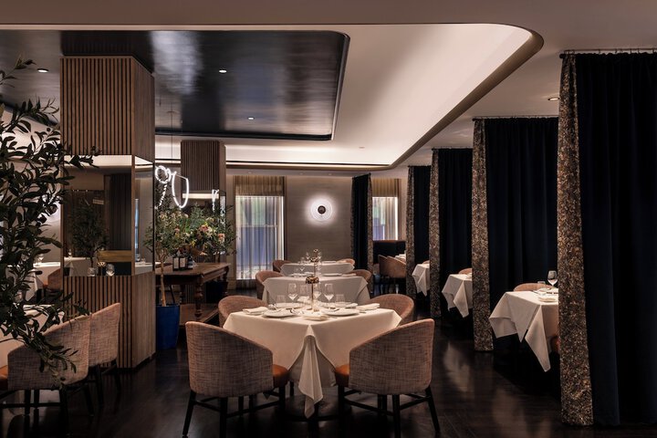Dining 49 of 69