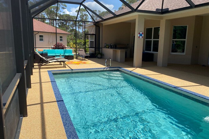 Suite Dreams Guesthouse aka Care Takeover Home