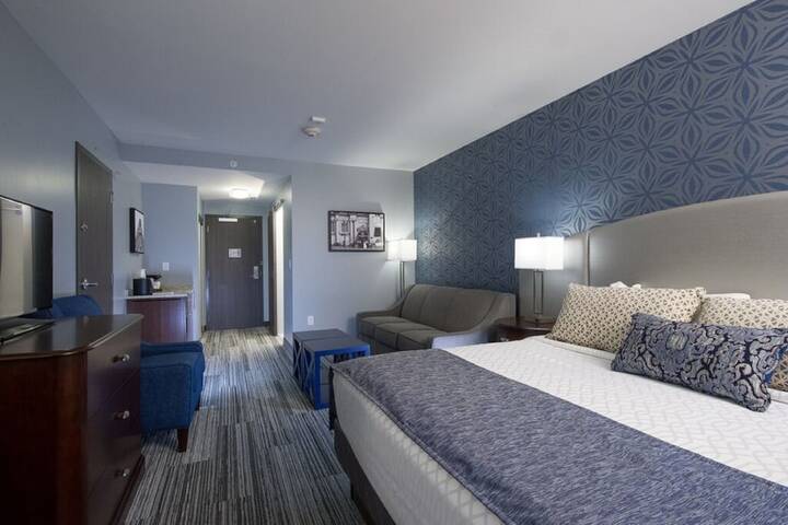 Room 22 of 48