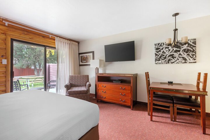 Kohls Ranch Lodge