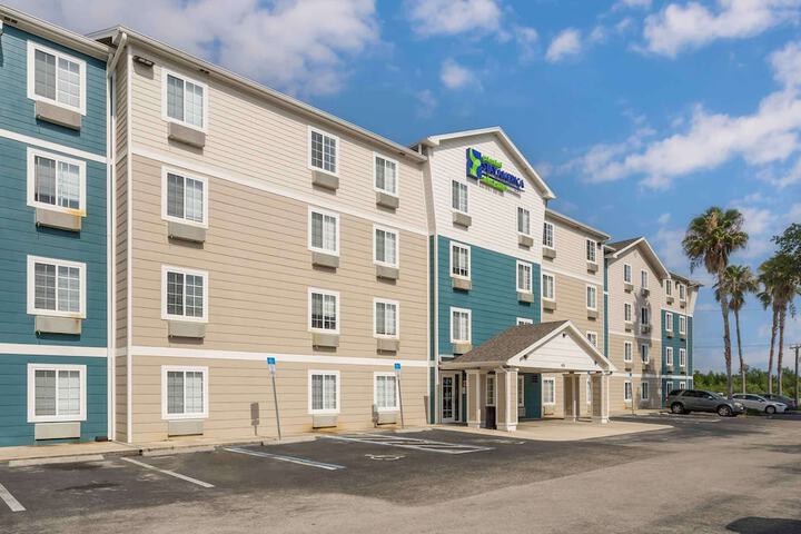 Hotel 2 of 23