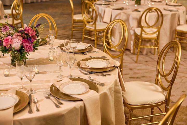 Ballroom/Hall 53 of 60
