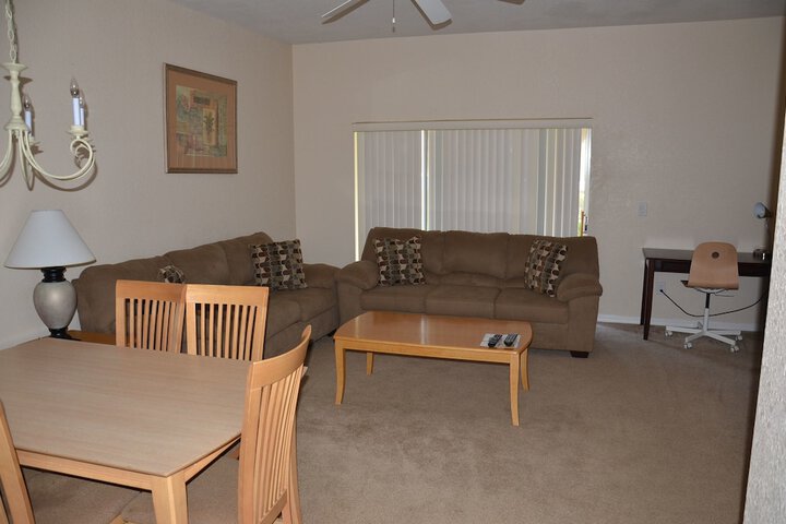 Room 11 of 15