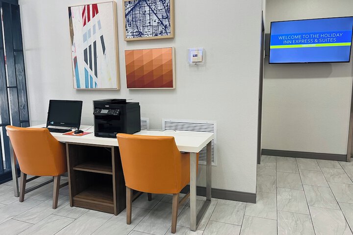 Business Center 49 of 50
