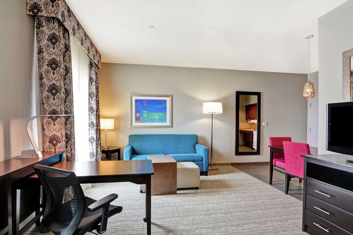 Room 16 of 49