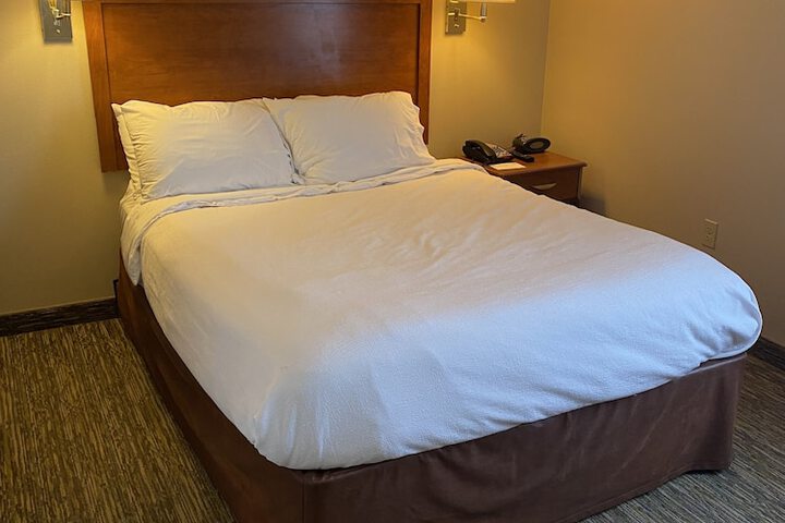 Room 44 of 61