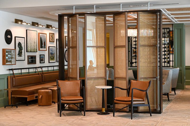 Six South St. Hotel