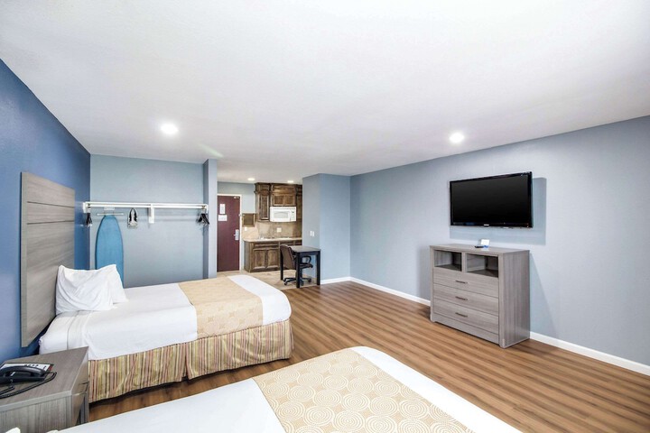 Room 22 of 30
