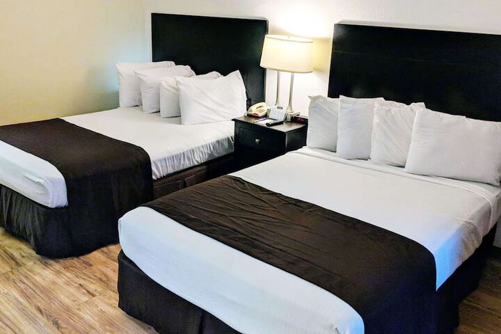 Room 50 of 78