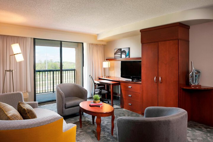 Room 15 of 31