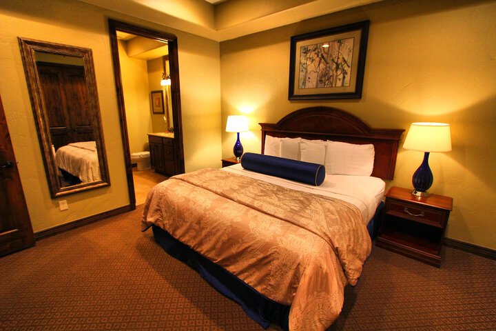 Room 15 of 24