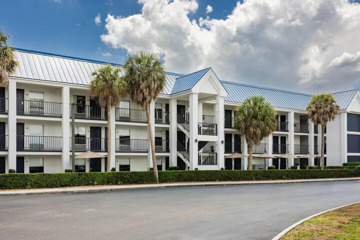 Days Inn by Wyndham Port Charlotte / Punta Gorda
