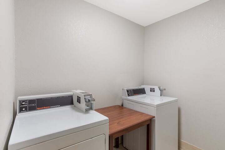 Room 36 of 46