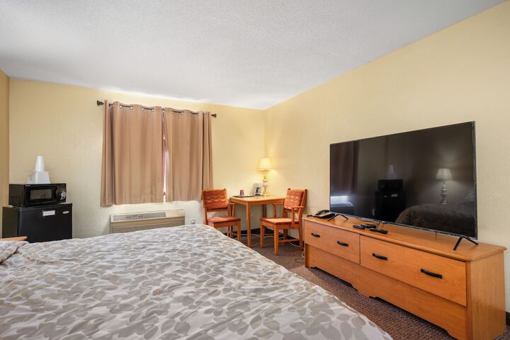 Room 29 of 49