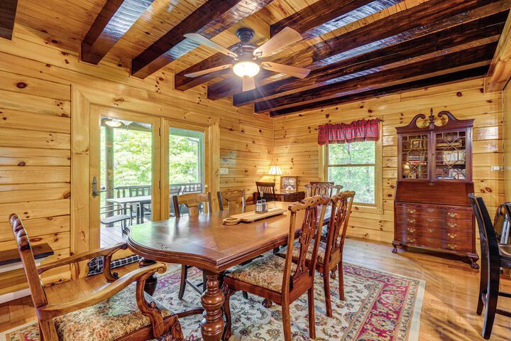 Hike Fish & Golf: Burnsville Retreat w / Deck!
